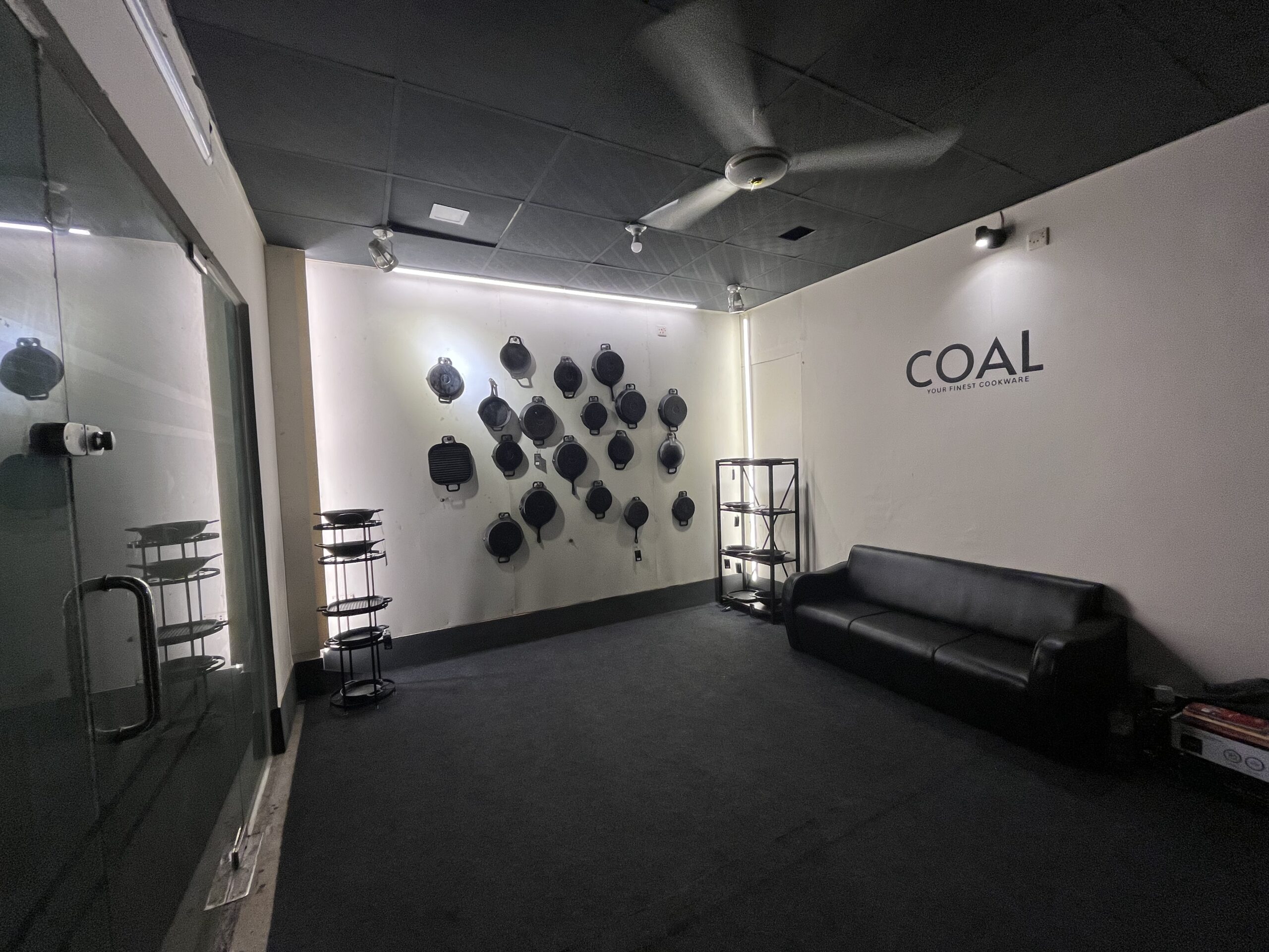 Find #1 Authentic Cast-Iron Skillets, Frypans, Koraai in Dhaka, Bangladesh | Order Online - COAL Cookware 36 IMG_0649